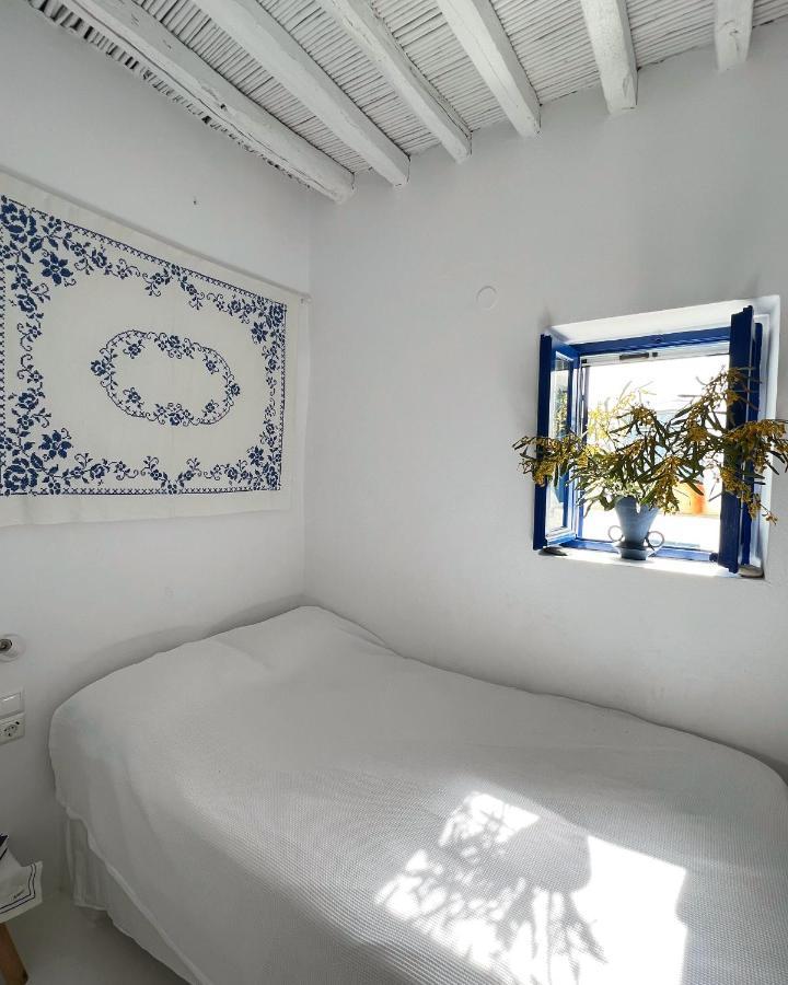 Serifos White Esterno foto